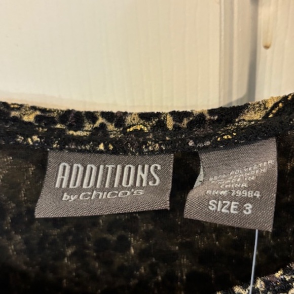 Chico Additions (NWT) Animal print top Size-3 (L/XL) - Picture 4 of 4